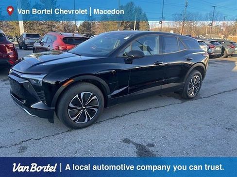 New 2025 Chevrolet Blazer EV LT AWD/4WD image 1