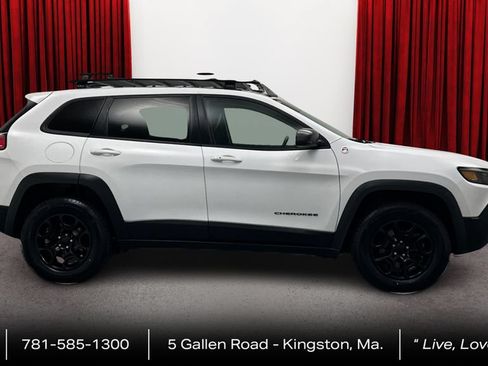 Used 2021 Jeep Cherokee Trailhawk w/ Trailer Tow Group AWD/4WD image 4