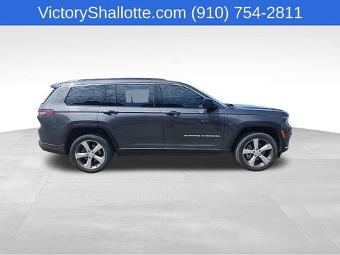 Certified 2025 Jeep Grand Cherokee L Laredo w/ Trailer Tow Package AWD/4WD image 29