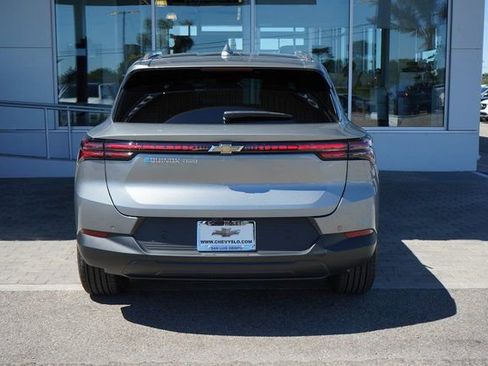 New 2026 Chevrolet Equinox EV LT AWD/4WD image 8