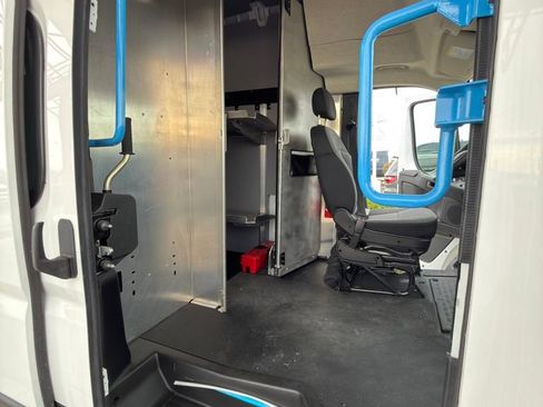 New 2024 RAM ProMaster 3500 w/ Delivery Van Package FWD image 39
