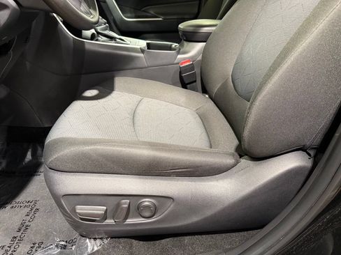 Certified 2025 Toyota RAV4 XLE AWD/4WD image 14