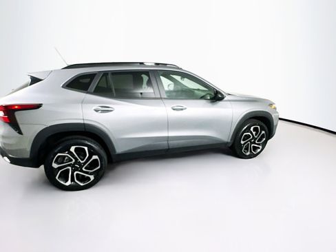 Used 2024 Chevrolet Trax RS w/ Driver Confidence Package image 10