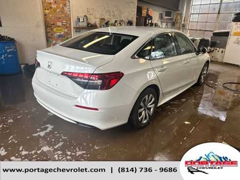 Used 2023 Honda Civic LX image 5