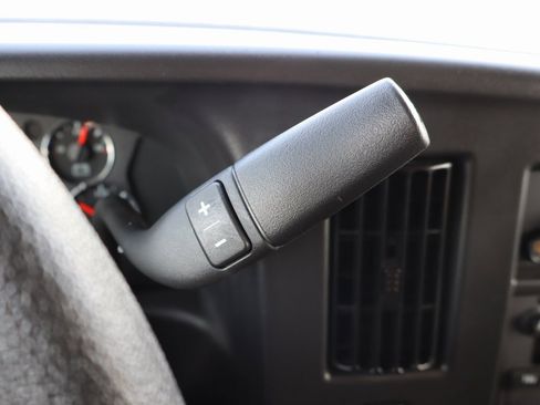 Used 2025 Chevrolet Express 3500 LS image 7