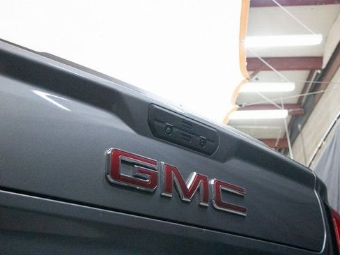 Used 2019 GMC Sierra 1500 AT4 w/ AT4 Premium Package image 12