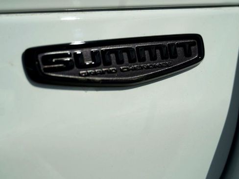 New 2025 Jeep Grand Cherokee L Summit w/ Obsidian Package image 8