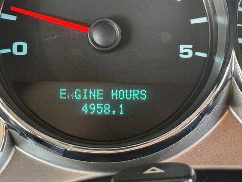 Used 2014 Chevrolet Silverado 3500 LT w/ Custom Sport Truck Package image 25