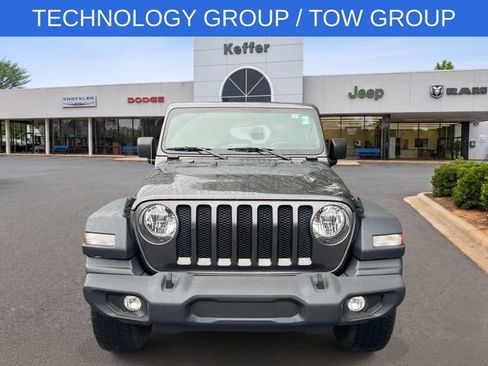 Used 2019 Jeep Wrangler Unlimited Sport S AWD/4WD image 3