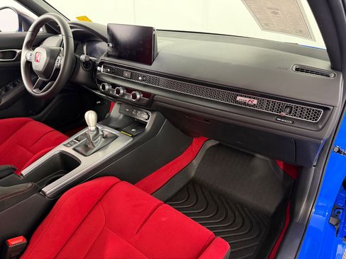 Certified 2025 Honda Civic Type R image 24