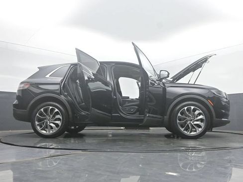 Used 2023 Lincoln Nautilus Reserve AWD/4WD image 63