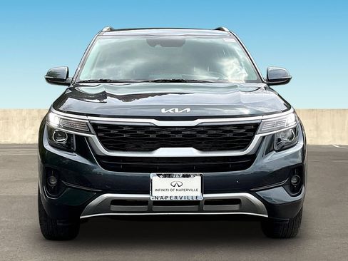 Used 2022 Kia Seltos S AWD/4WD image 2