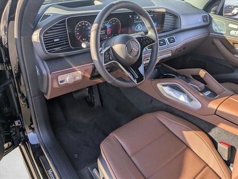 New 2026 Mercedes-Benz GLS 450 4MATIC image 3