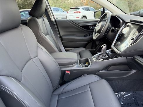 Used 2025 Subaru Outback Limited w/ Popular Package #2 image 8