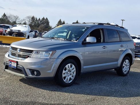 Used 2019 Dodge Journey SE w/ Premium Group image 6