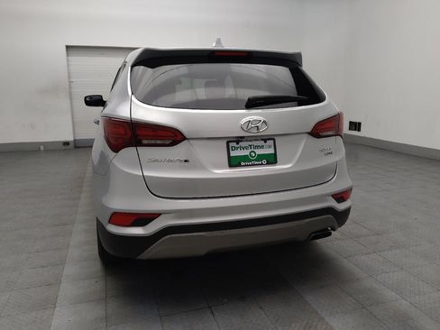 Used 2017 Hyundai Santa Fe Sport image 6