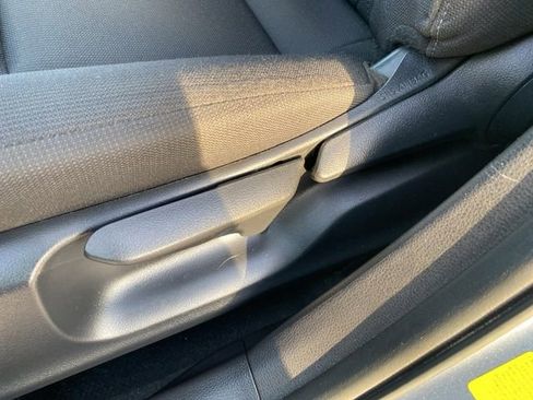 Used 2024 Toyota Corolla LE image 25