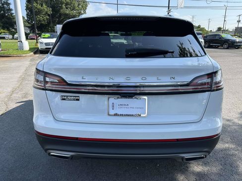Certified 2022 Lincoln Nautilus Reserve AWD/4WD image 6