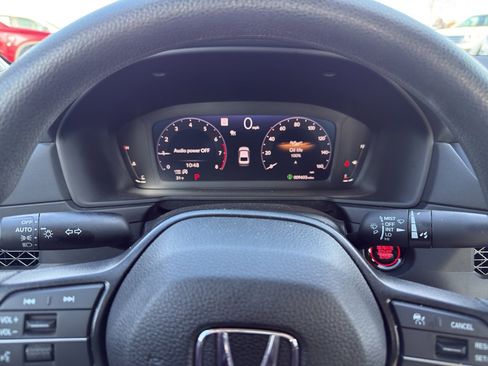Used 2025 Honda Accord LX image 15
