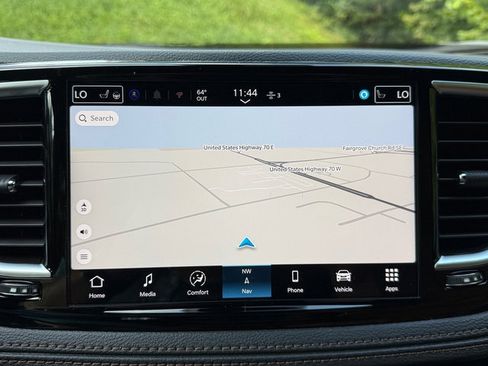 New 2026 Chrysler Pacifica Pinnacle w/ Trailer Tow Group image 33