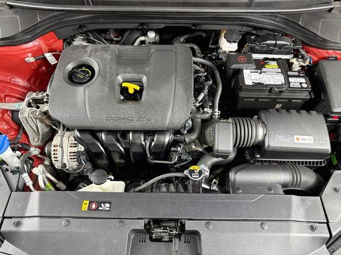 Used 2019 Hyundai Elantra Limited w/ Cargo Package FWD image 18
