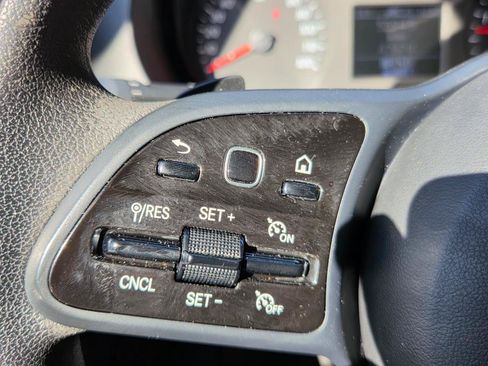 Used 2020 Mercedes-Benz Sprinter 2500 image 27