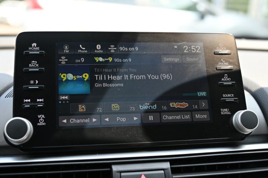 Used 2019 Honda Accord EX image 23