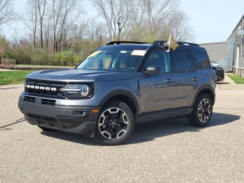 Certified 2024 Ford Bronco Sport Outer Banks w/ Tech Package AWD/4WD image 30
