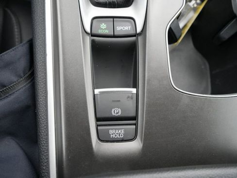 Used 2019 Honda Accord Sport image 30
