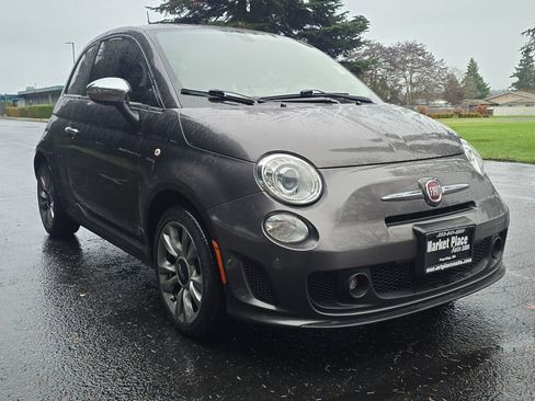 Used 2018 FIAT 500 Lounge image 8