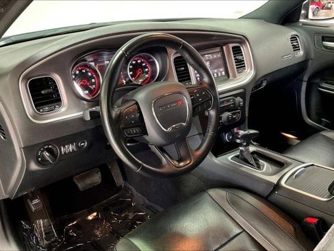 Used 2022 Dodge Charger SXT w/ Leather Interior Group image 14