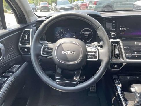 Certified 2023 Kia Sorento SX AWD/4WD image 20