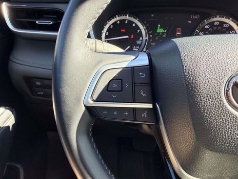 Certified 2022 Toyota Highlander XSE image 8