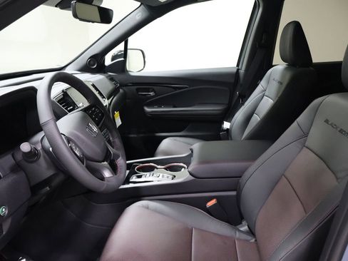 New 2026 Honda Ridgeline Black Edition image 8