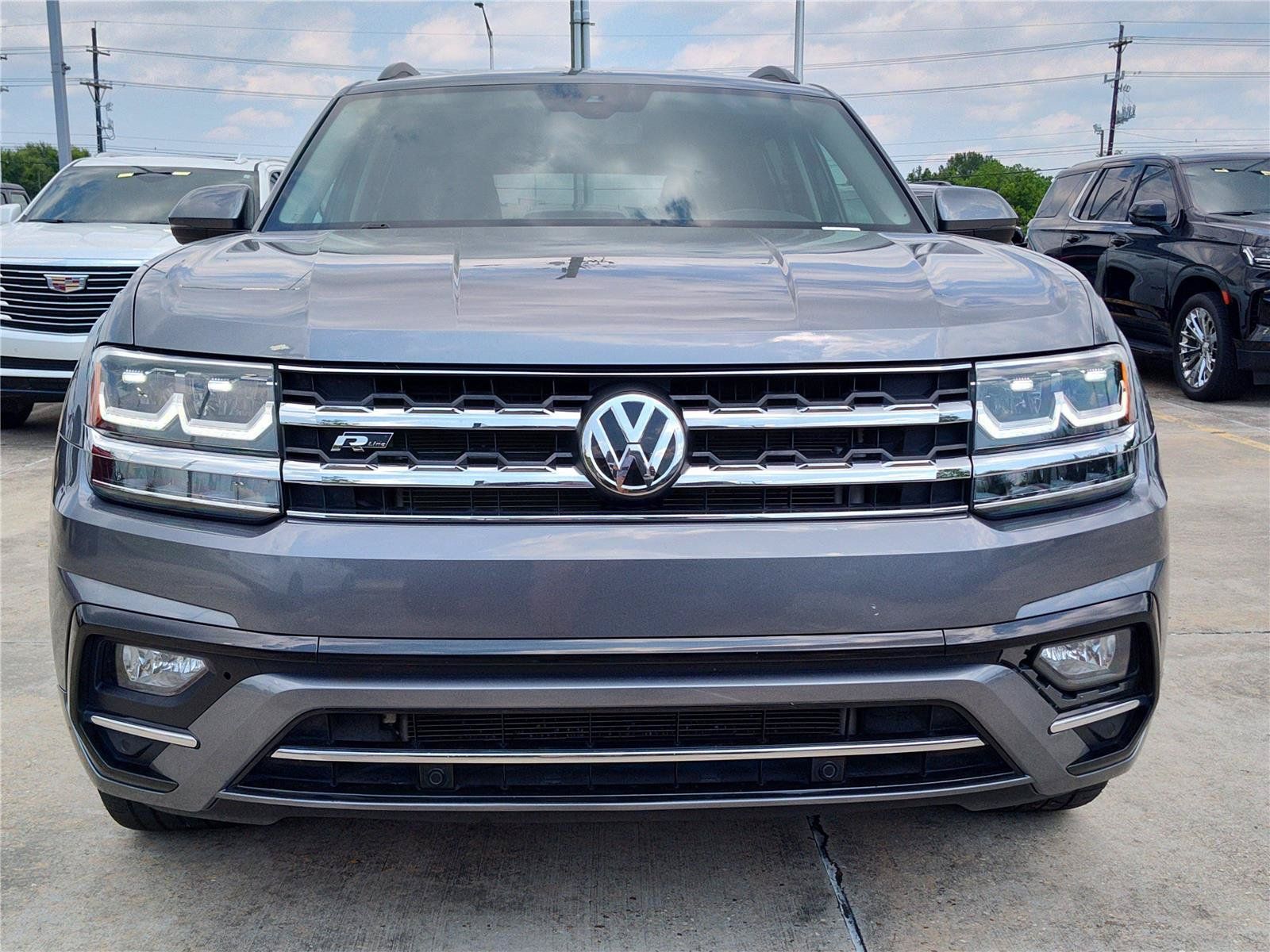 Used 2020 Volkswagen Atlas SE w/ Towing Package FWD image 12