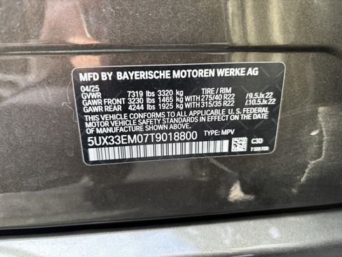 Used 2026 BMW X7 M60i image 37