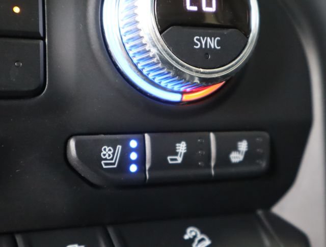 Used 2021 GMC Sierra 1500 AT4 w/ AT4 Value Package AWD/4WD image 40