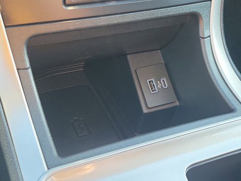 Used 2024 Ford Edge SEL w/ Convenience Package image 31