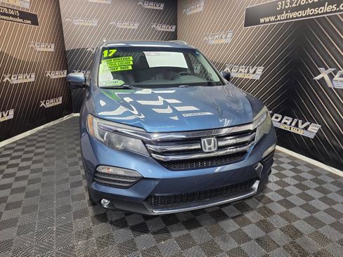 Used 2017 Honda Pilot Touring image 5