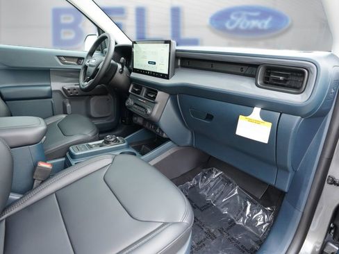 New 2026 Ford Maverick Lariat w/ Black Appearance Package AWD/4WD image 27