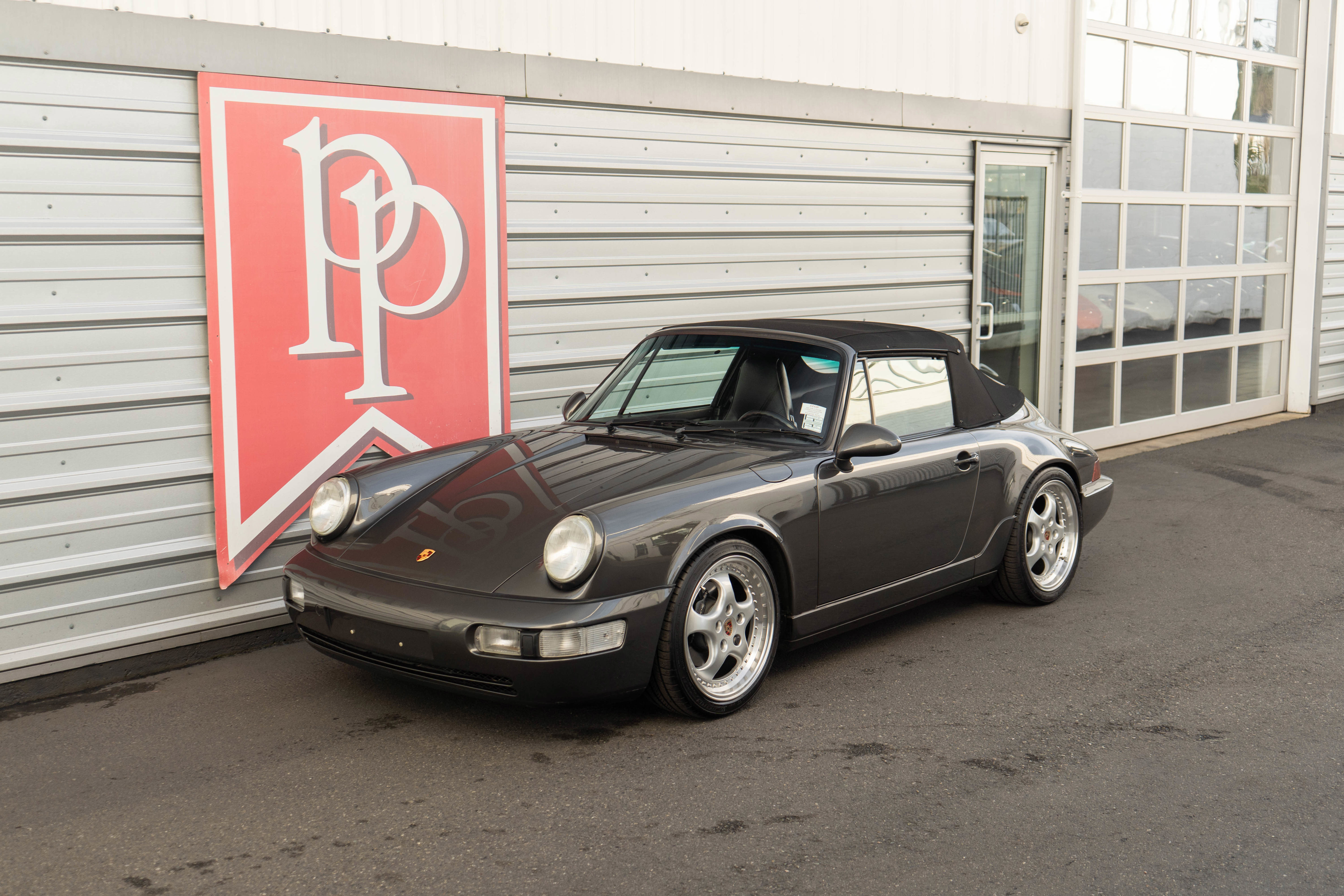 Used 1992 Porsche 911 Carrera RWD image 34