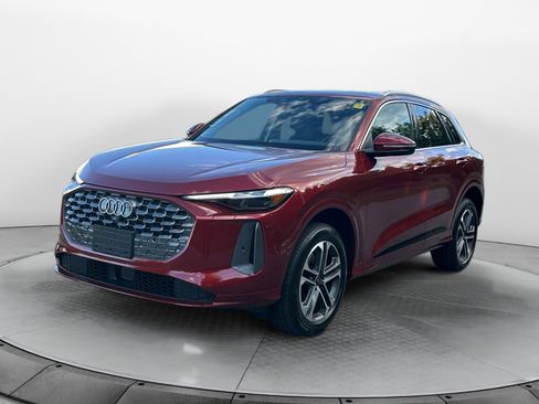 New 2025 Audi Q5 Premium Plus image 3