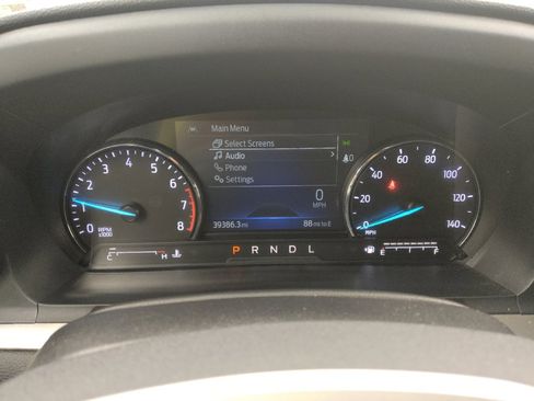 Used 2022 Ford Explorer XLT w/ Equipment Group 202A AWD/4WD image 23