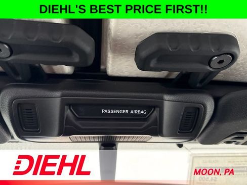 New 2026 Jeep Gladiator Sport AWD/4WD image 29