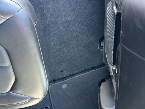 Used 2023 Chrysler Pacifica Touring-L image 48