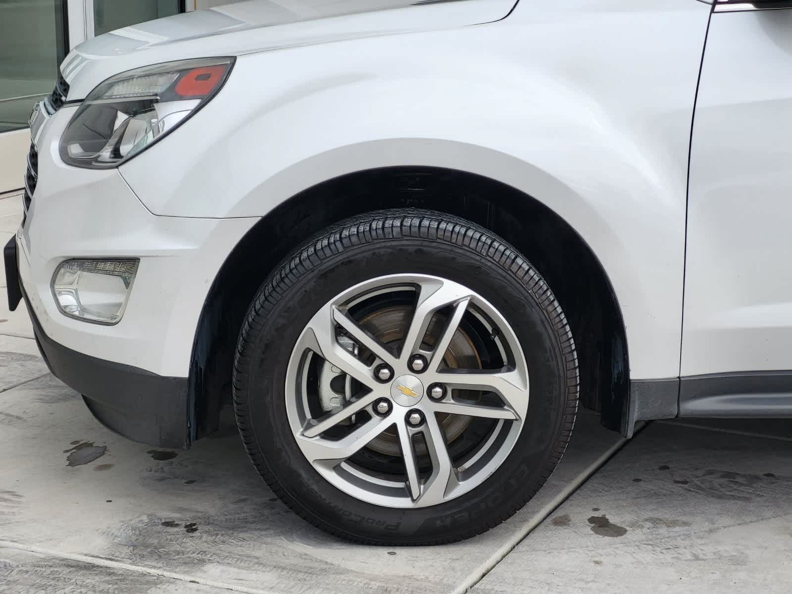 Used 2017 Chevrolet Equinox Premier w/ Enhanced Convenience Package AWD/4WD image 8