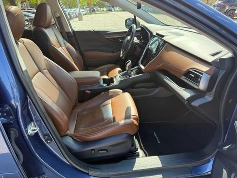 Used 2020 Subaru Outback Touring AWD/4WD image 31