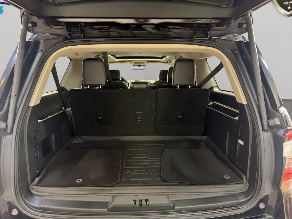 Used 2020 Ford Expedition Max Platinum AWD/4WD image 20