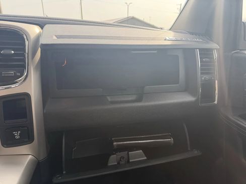 Used 2016 RAM 2500 Laramie w/ Convenience Group image 33