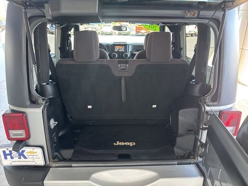 Used 2014 Jeep Wrangler Sahara w/ Dual Top Group image 22
